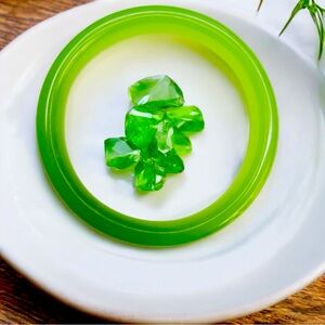 Luxury Green Jade Bangle – 62.3mm of Timeless Sophistication